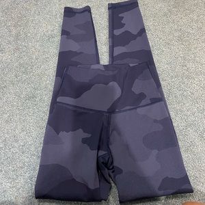 Aerie blue camouflage leggings